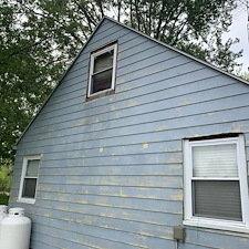 Professional-House-Washing-in-Richmond-Indiana-Clean-Bee-Pressure-Washing-1 1